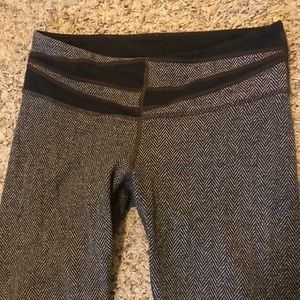Lululemon Herringbone Leggings Size 8